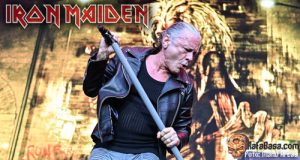 Bruce Dickinson dice que IRON MAIDEN tiene planes interesantes para el futuro. Cambio temporal en HYPOCRISY. Cancelada la gira de SPIRIT ADRIFT.