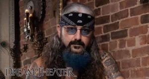 Mike Portnoy habla del próximo disco de DREAM THEATER. FOO FIGHTERS en Madrid. Sonia Anubis habla de su paso por BURNING WITCHES. CARNIVORE A.D. con nuevo sello.