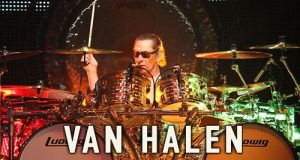Alex Van Halen habla de su proyecto con Steve Lukather. Nuevo disco de FRONTLINE. Ripollet Rock.