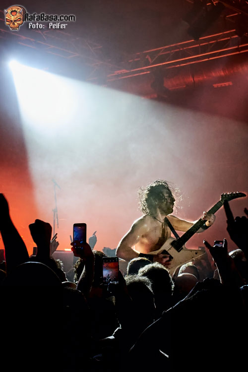 AIRBOURNE - Sala Santana 27 - Bilbao
