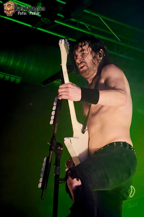AIRBOURNE - Sala Santana 27 - Bilbao