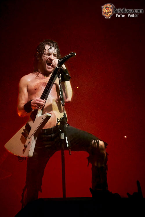 AIRBOURNE - Sala Santana 27 - Bilbao