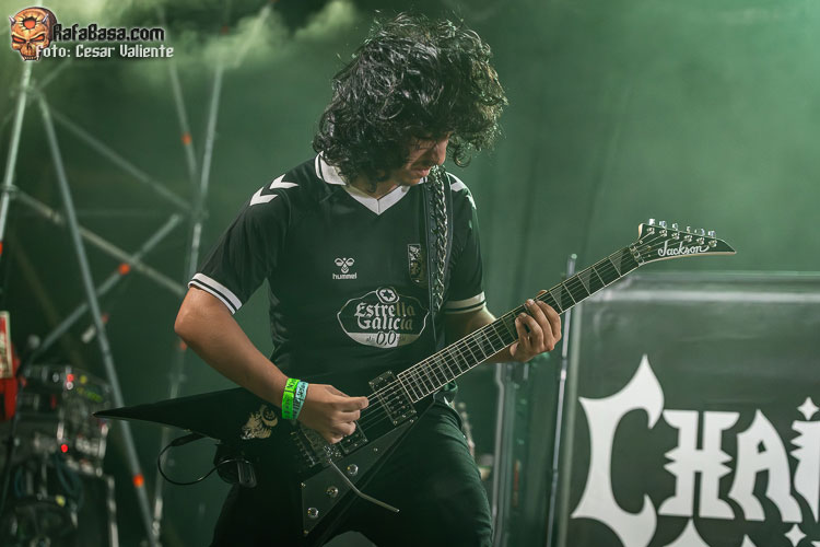 CHAINED SAINT - LEYENDAS DEL ROCK