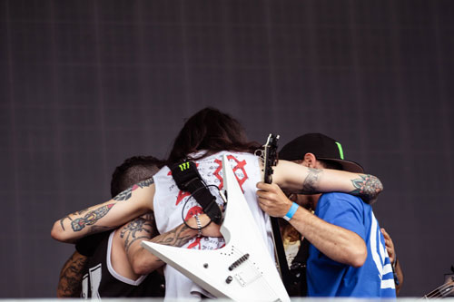 CRISIX. Triunfando en HELLFEST y por donde pasan