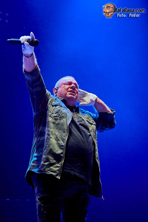 DIRKSCHNEIDER - Navarra Arena - Iruña - Pamplona