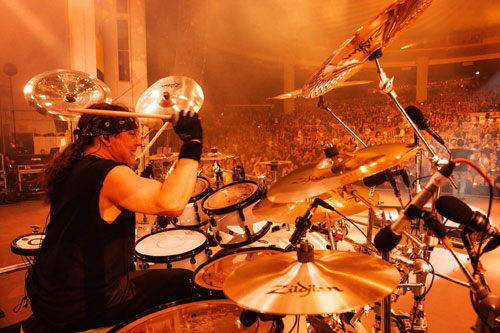 GODSMACK.