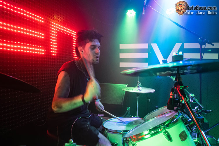 WITHERING THE CORE  - WOA METAL BATTLE